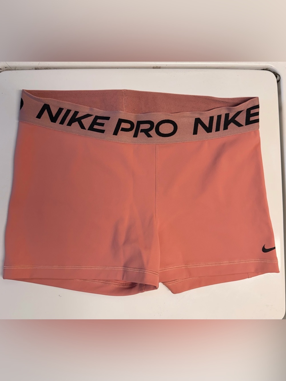 Women’s Nike Pro shorts - Large (blush pink)